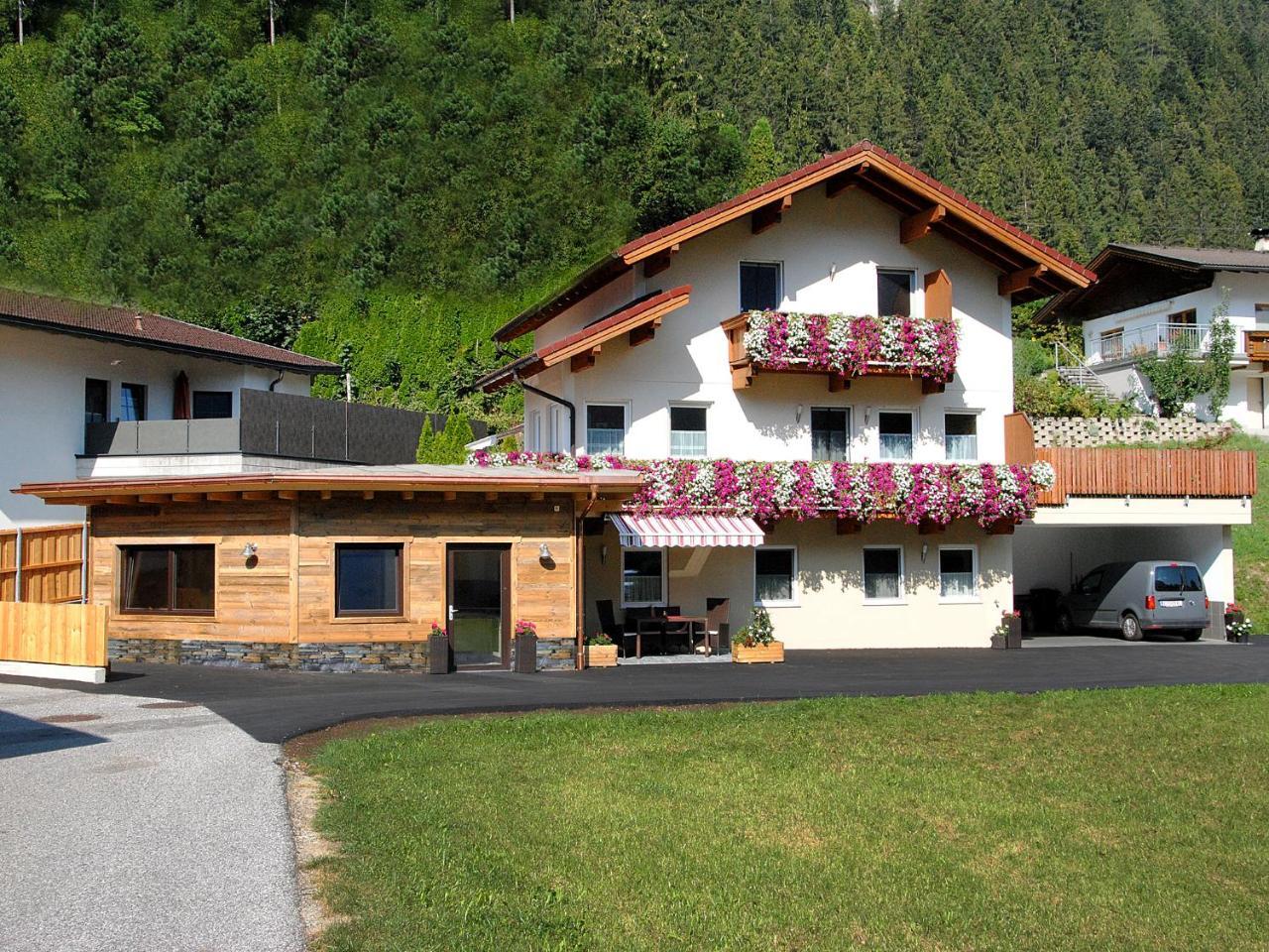Apartment Christian Mayrhofen Ngoại thất bức ảnh